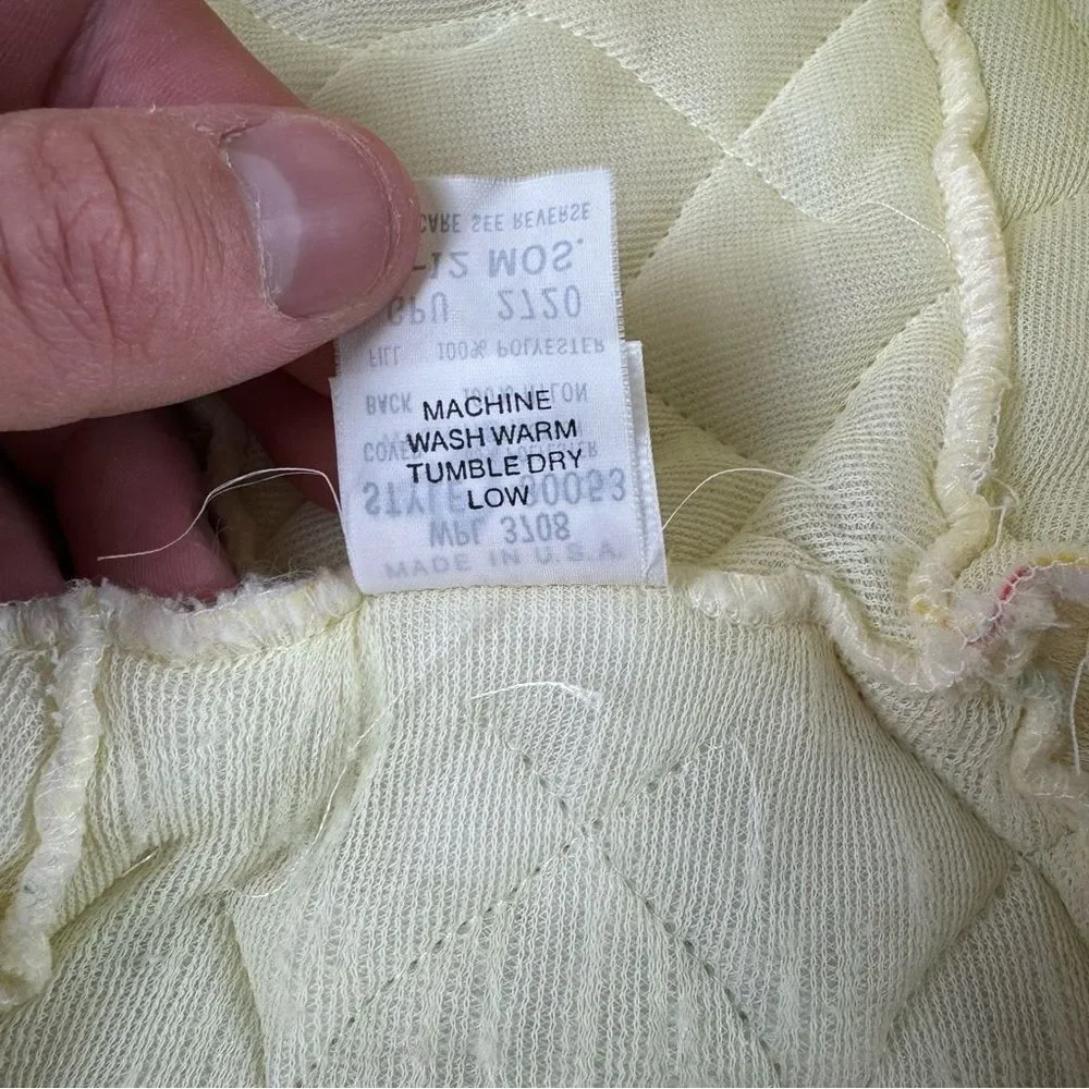 Disney WINNIE THE POOH Full Body Hooded Quilted Baby Snowsuit Size 6-12 Months